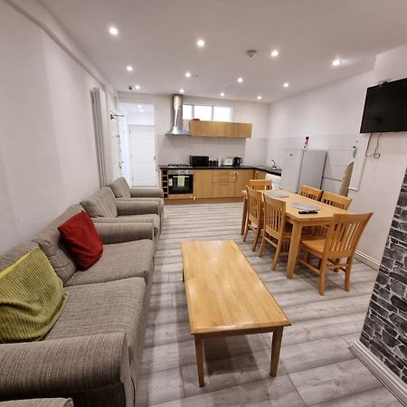 Entire Flat With Three Bedrooms N 2 大雅茅斯 外观 照片